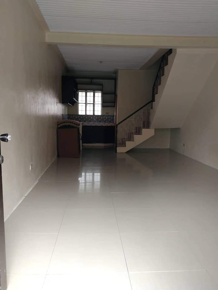 2 storey house for rent