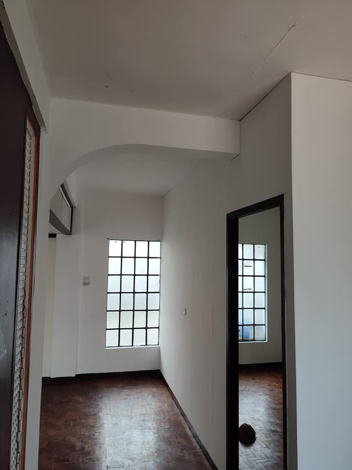Gallery 5