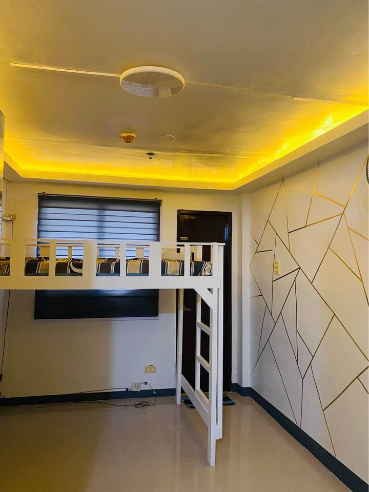 Gallery 4