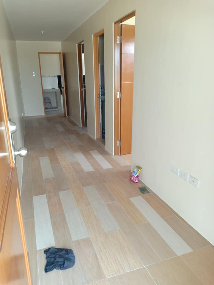 for rent 2br apartment sta ana manila w/parking