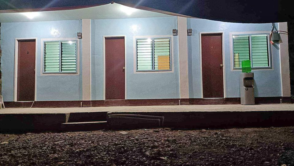 3 ROOMS FOR RENT