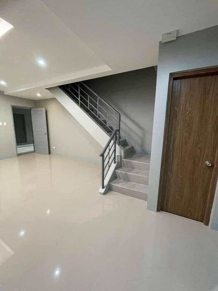 Gallery 2