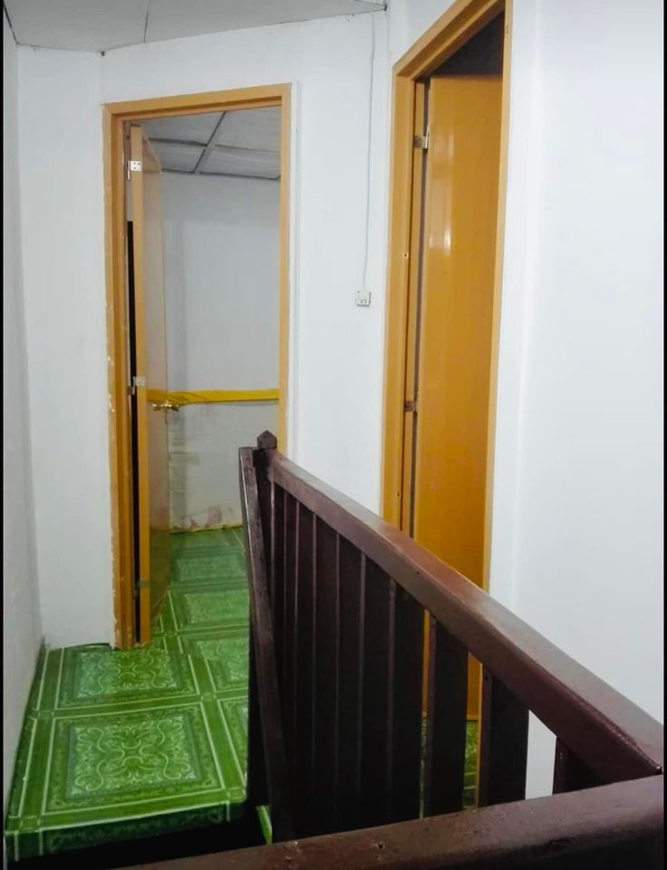 Gallery 4
