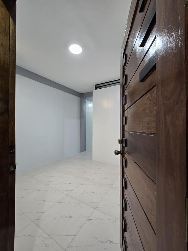 Gallery 2