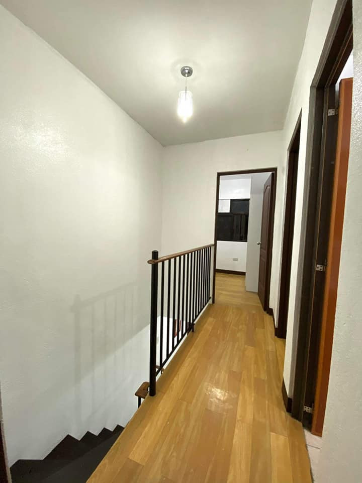 Gallery 5