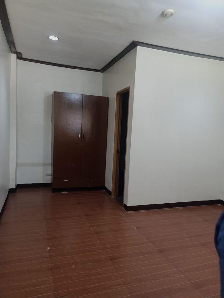 Gallery 2