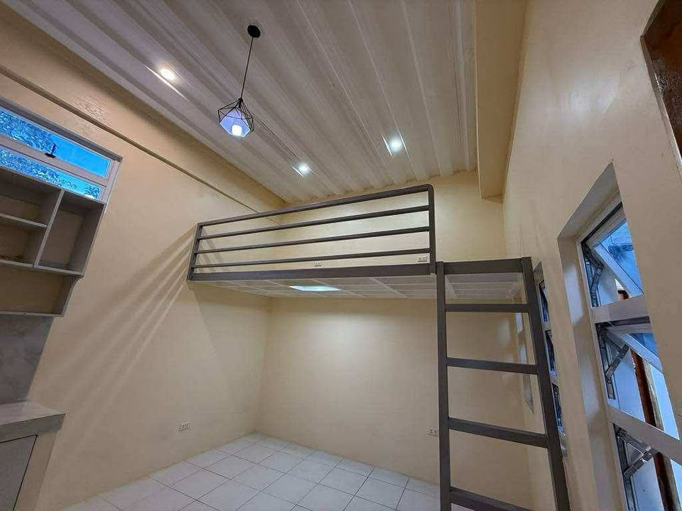 Gallery 4