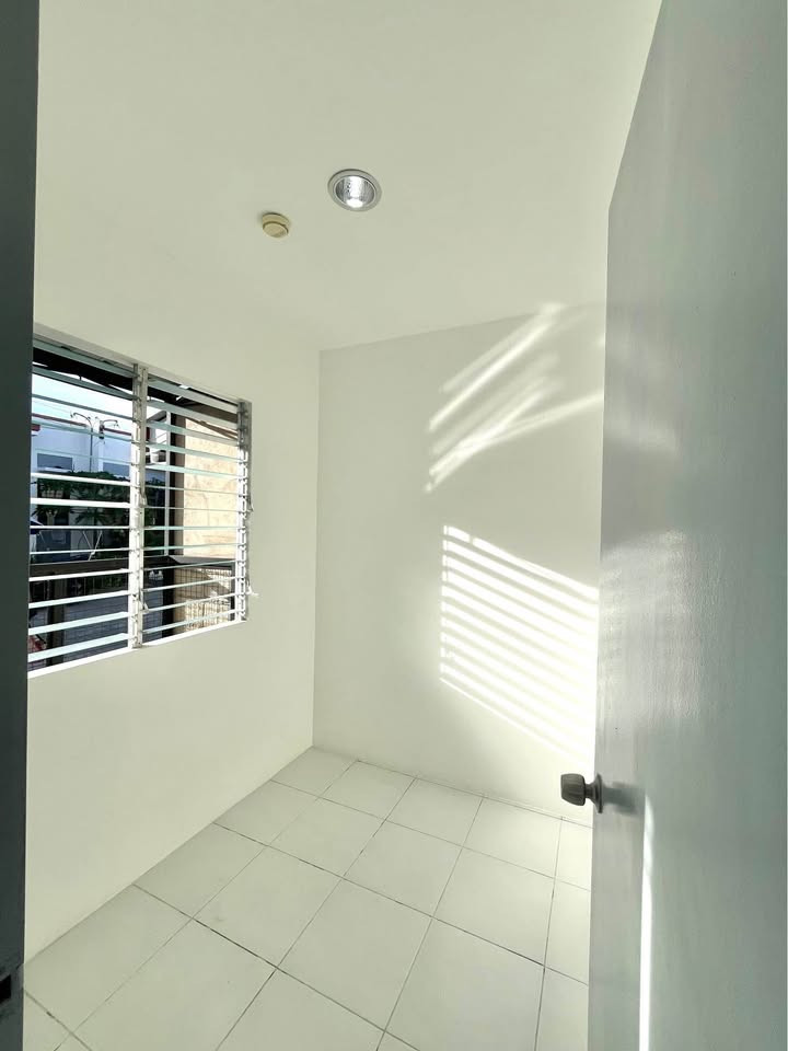 Gallery 4