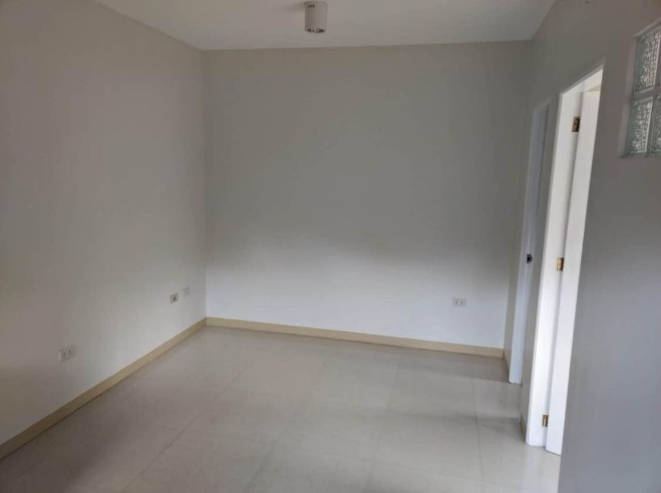 Gallery 4