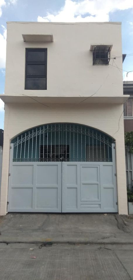 Up & Down Apartment