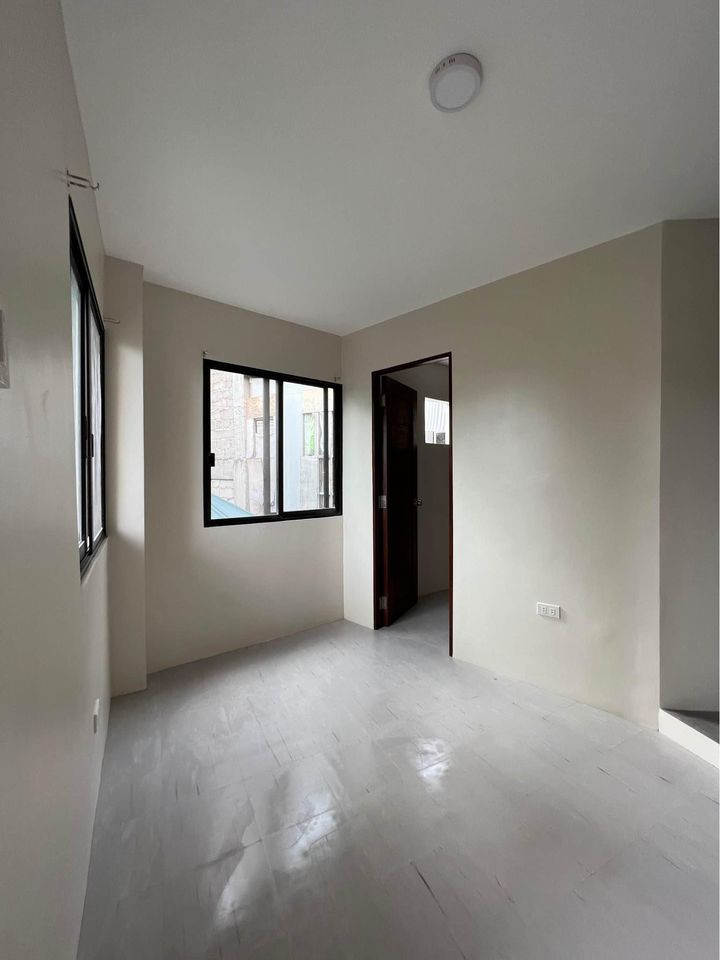 Gallery 3
