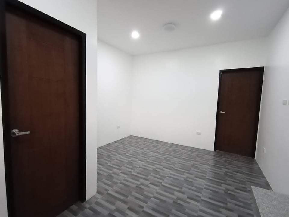 Gallery 5