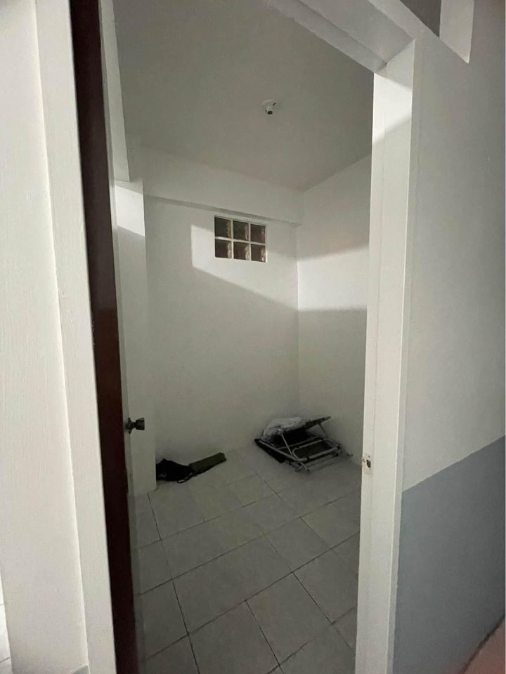Gallery 5
