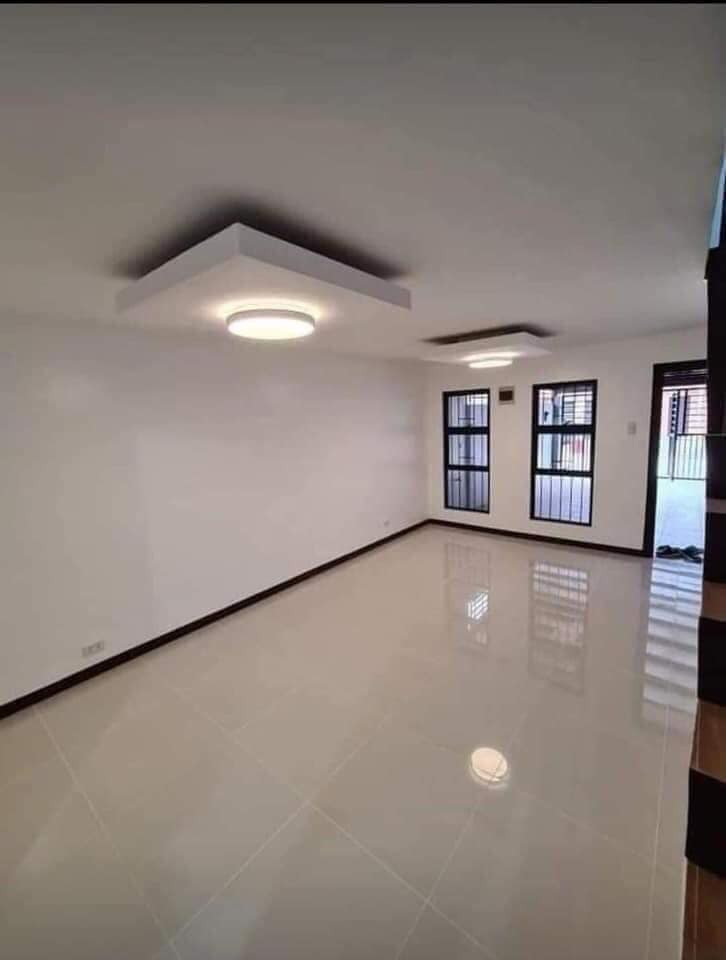 Gallery 2