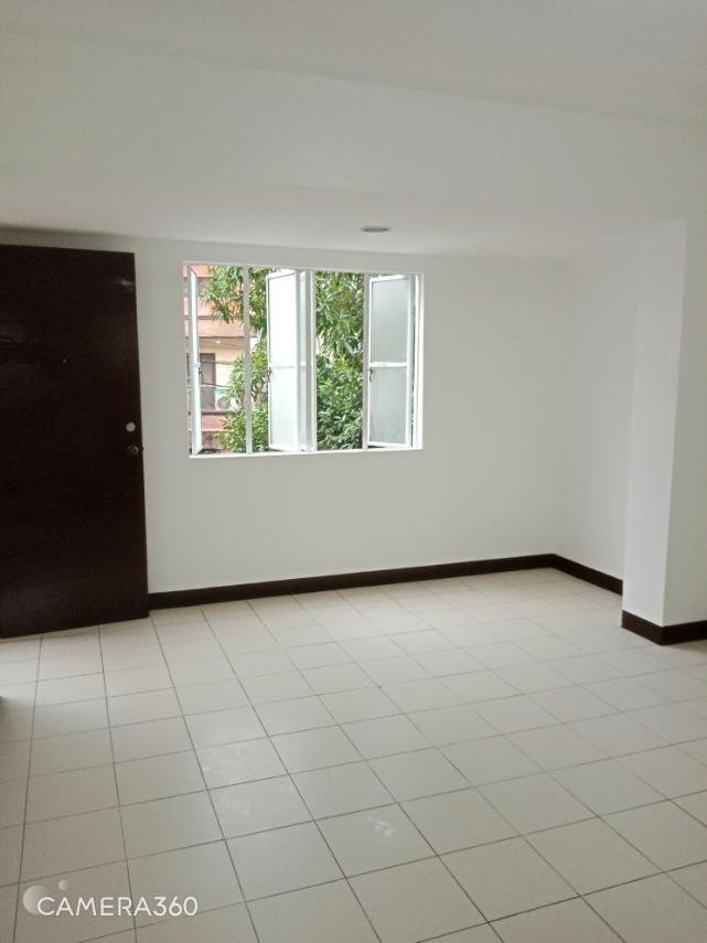 Gallery 2