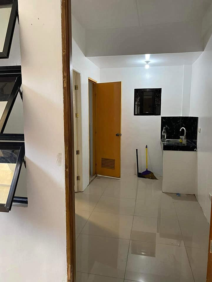 1 bedroom Apartment (2nd Floor) Studio Type (3rd Floor)