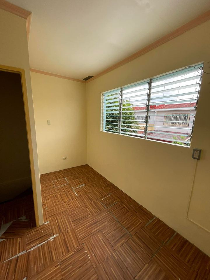 House For rent Extended with store