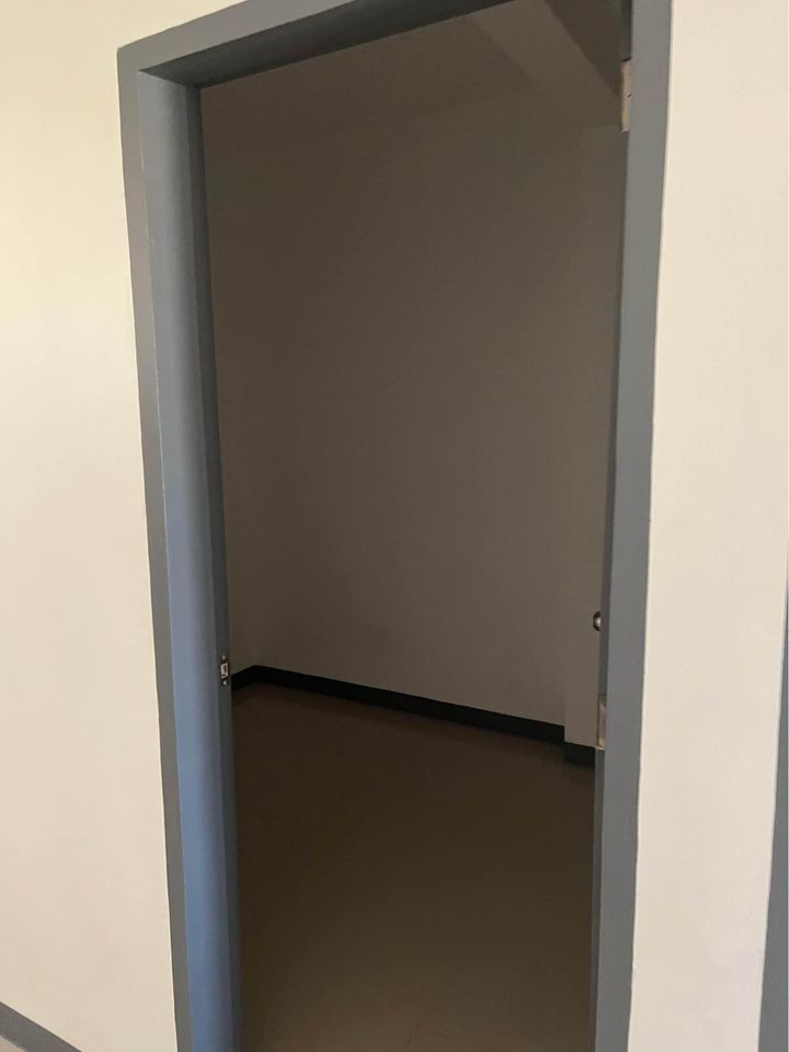 Gallery 5