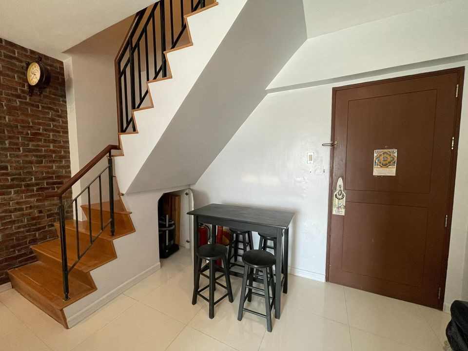 Gallery 5