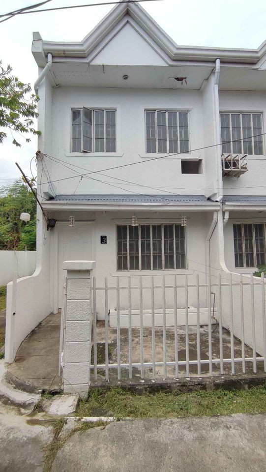 2 beds 1 bathroom – House