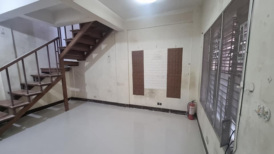 Gallery 5