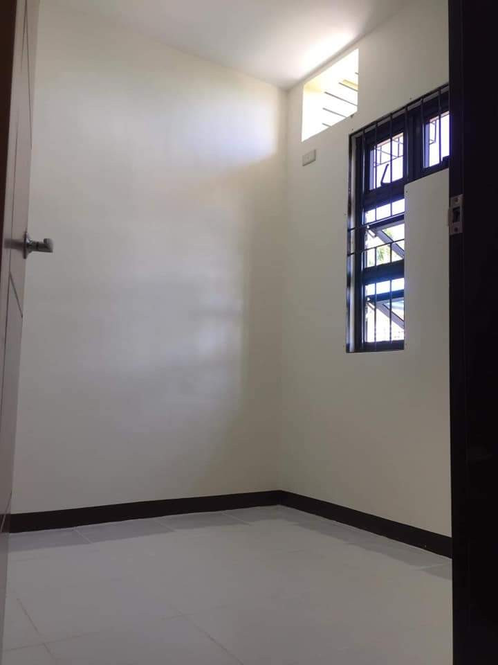 Gallery 5