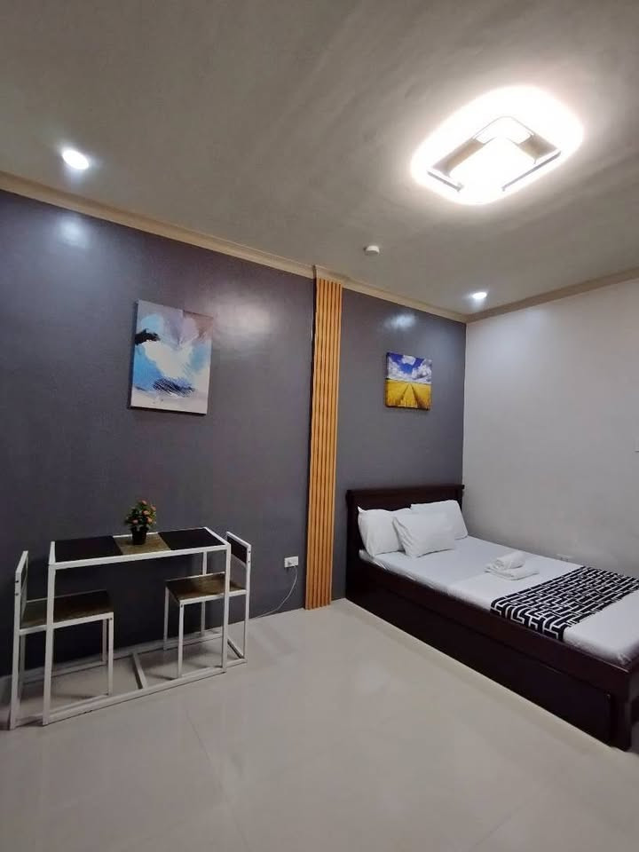 Gallery 2