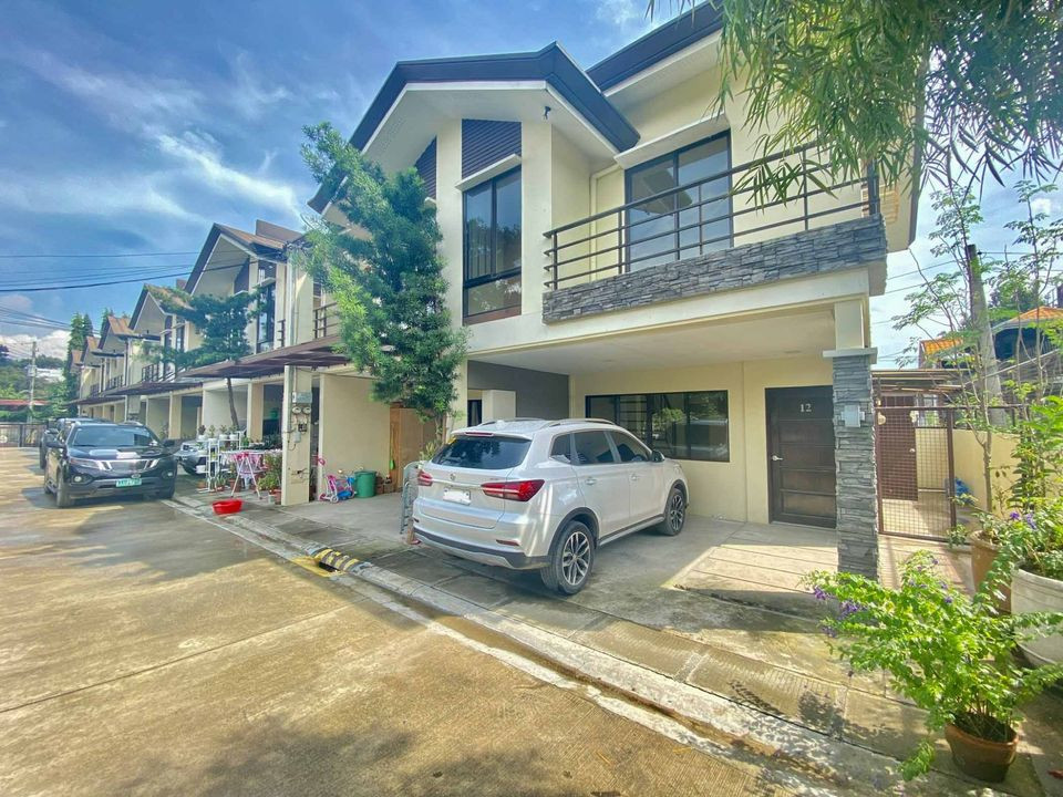 2 Beds 2 Baths House