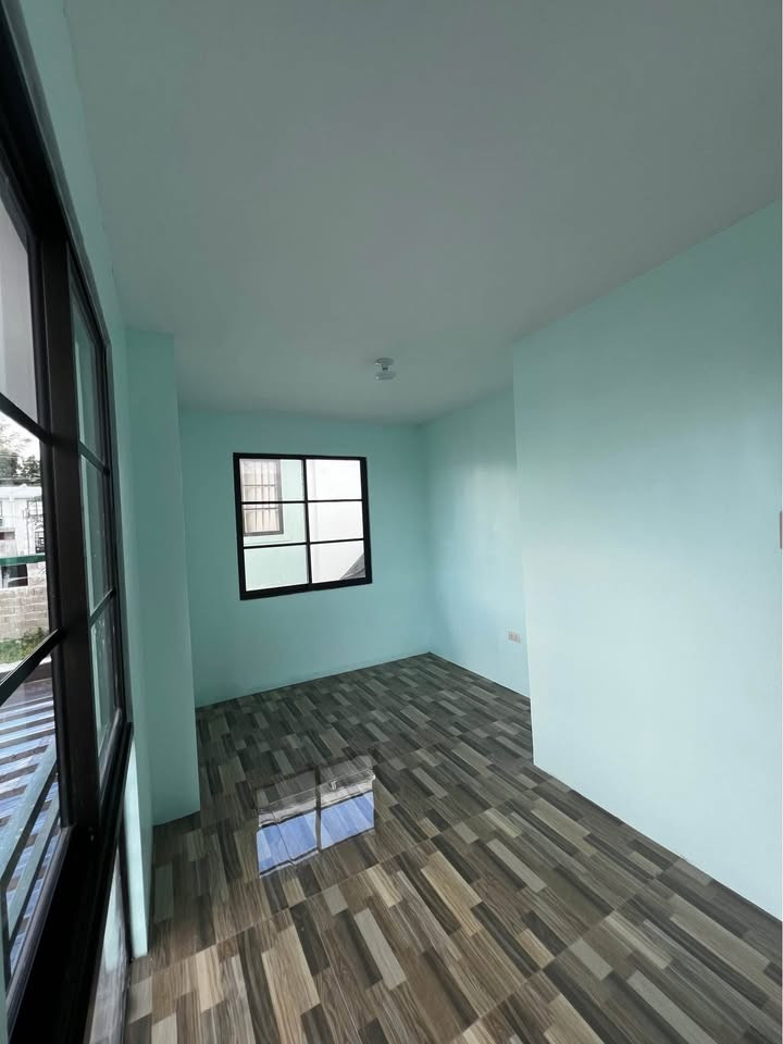 Gallery 4