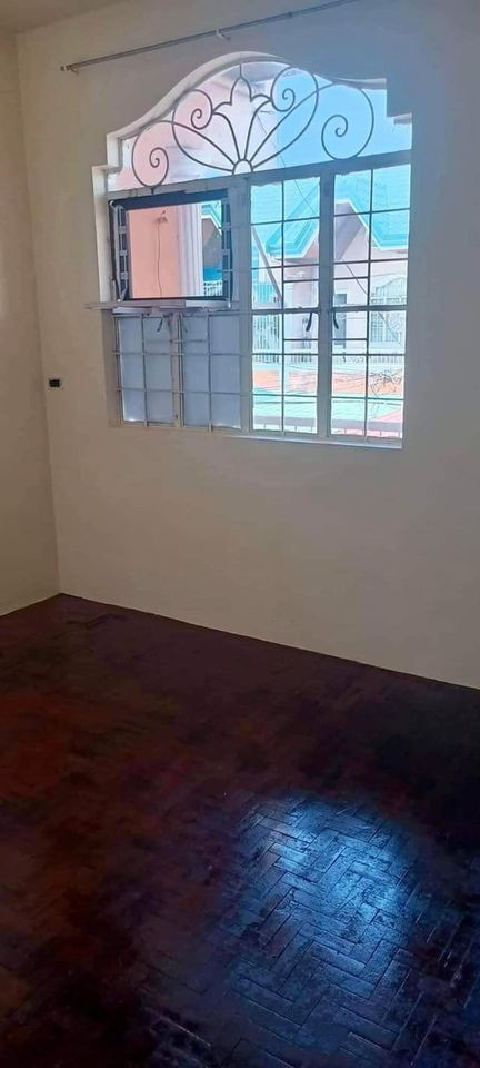 Gallery 4