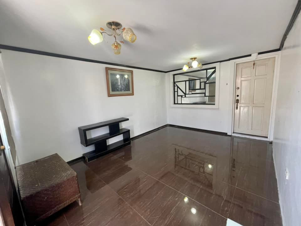 Gallery 4