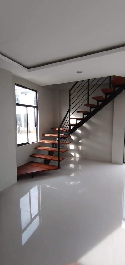 Gallery 5