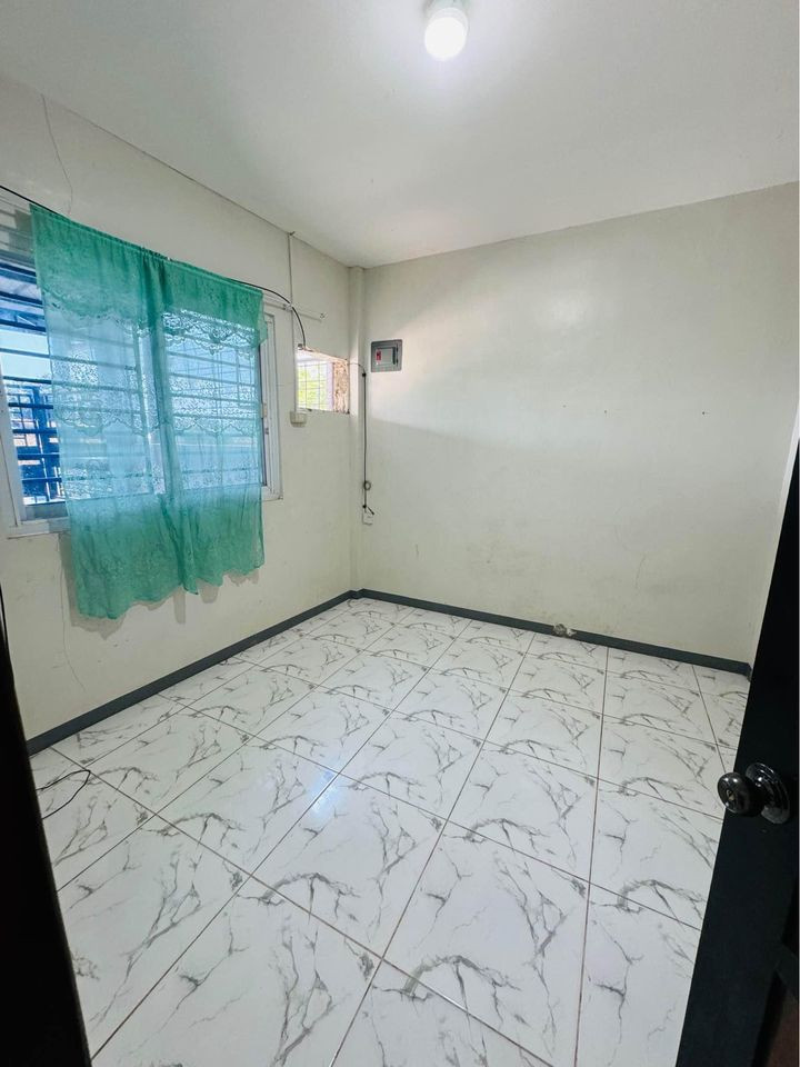Gallery 4
