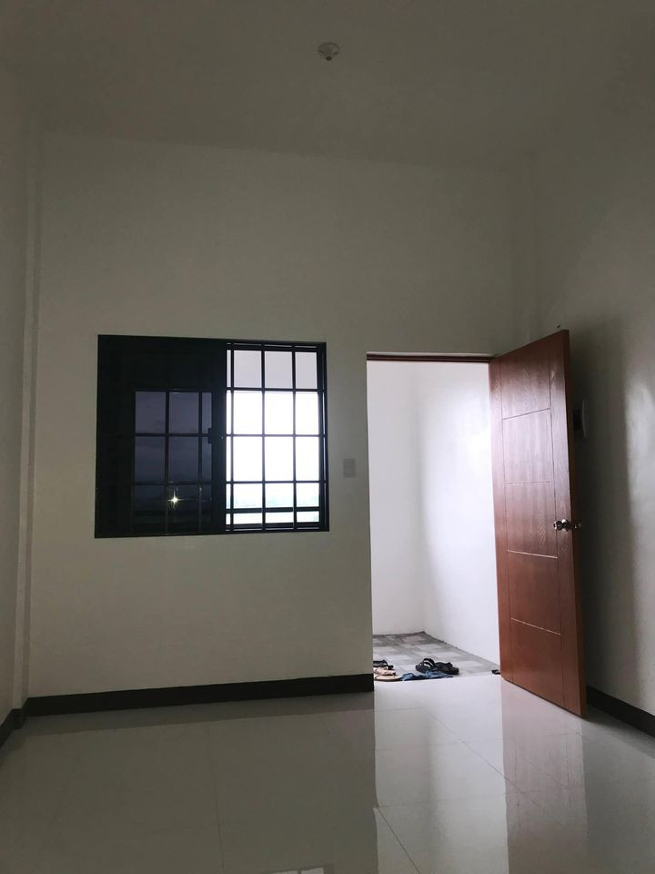 LOFT TYPE APARTMENT FOR RENT