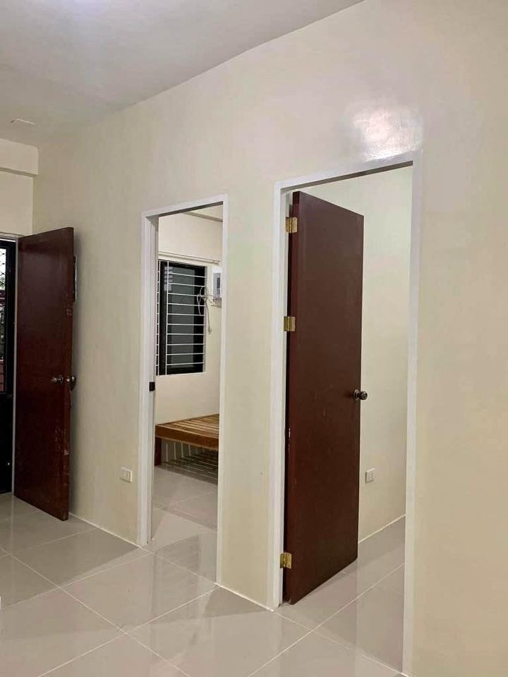 Gallery 2