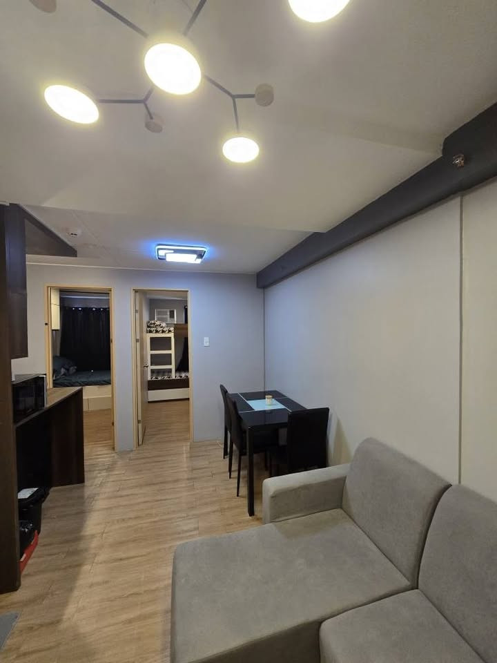 Gallery 5