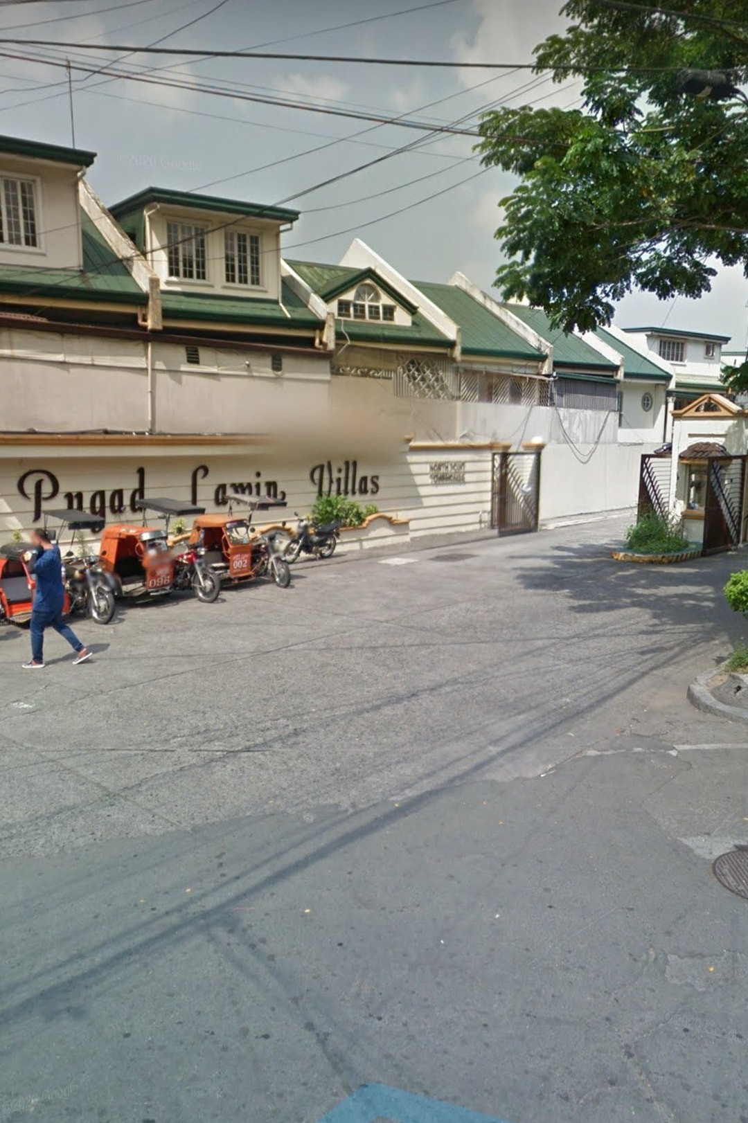 FOR RENT APARTMENT - PUGAD LAWIN VILLAGE QUEZON CITY