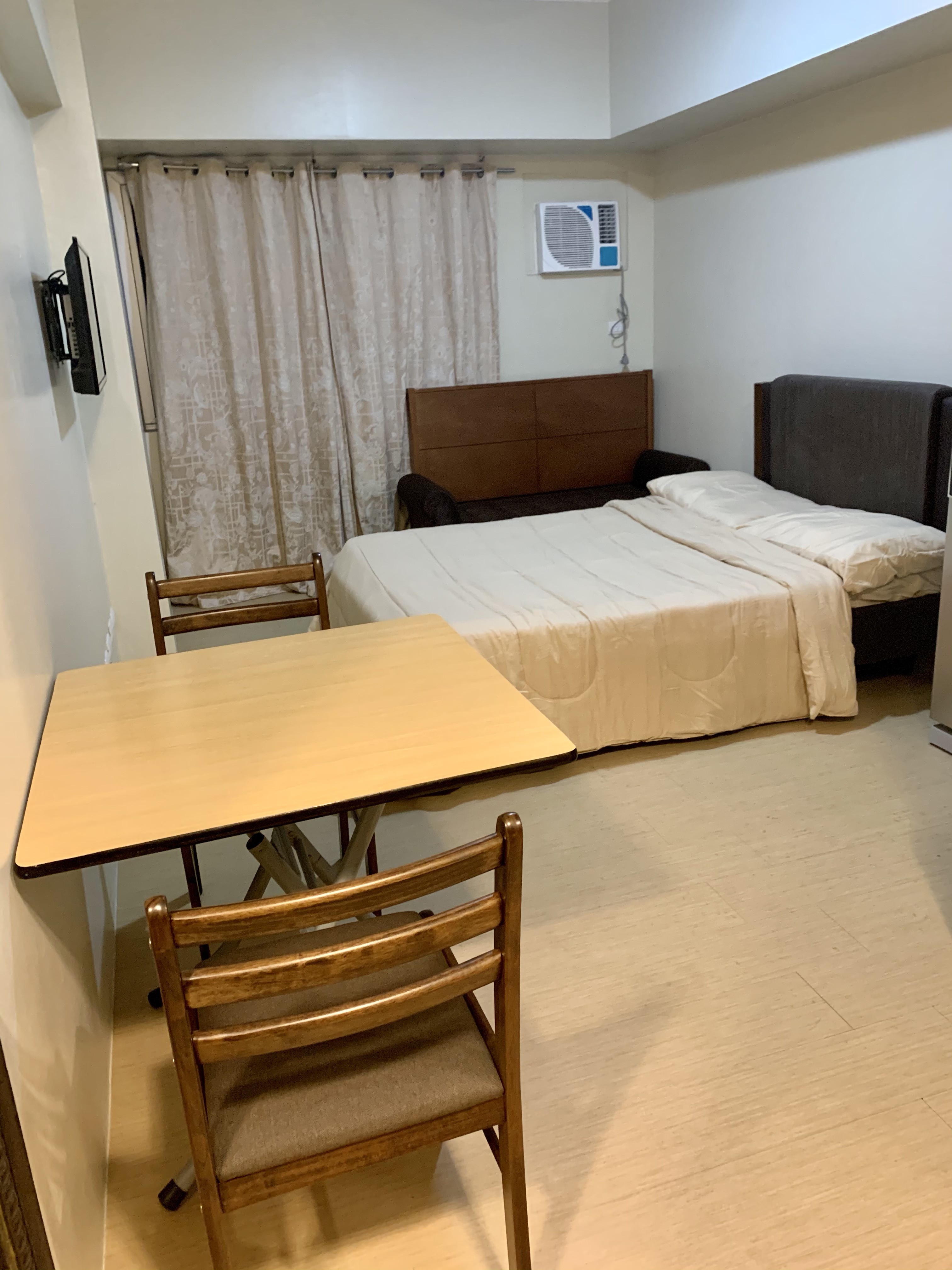 Studio Unit for rent at Avida Altura Alabang Muntinlupa city