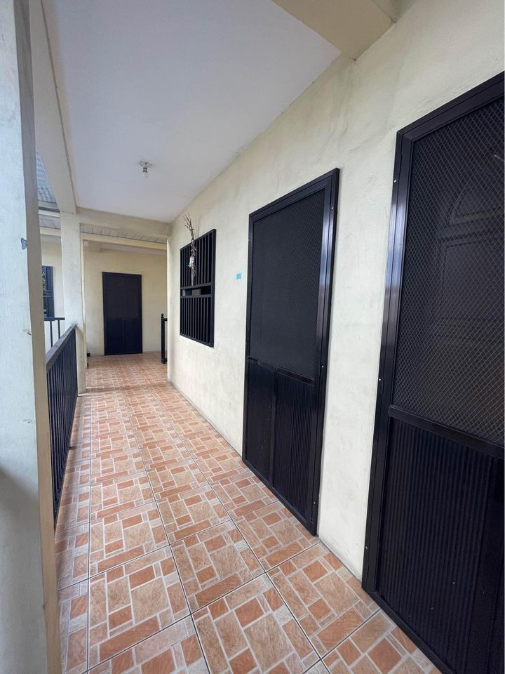 Gallery 2