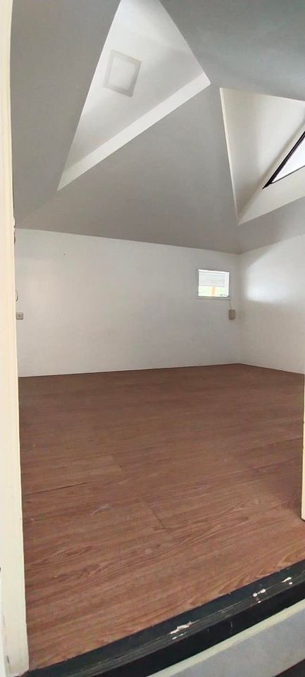 Gallery 5