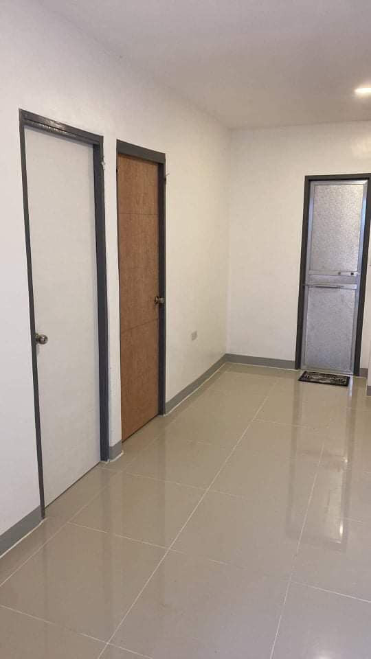 Gallery 5