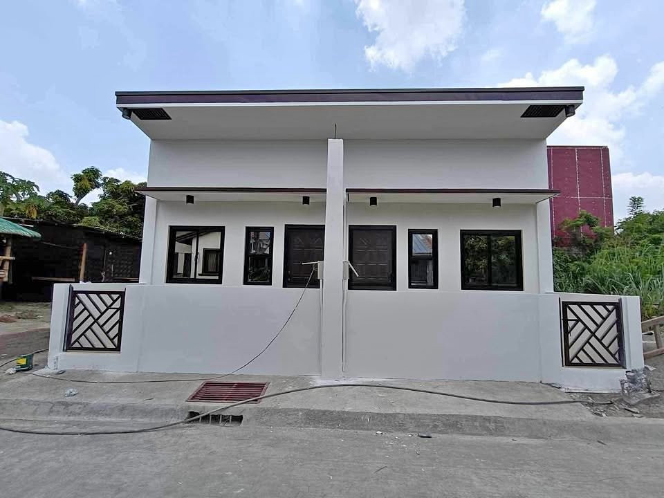 APARTMENT FOR RENT - GOLDEN HOMES SUBDIVISION