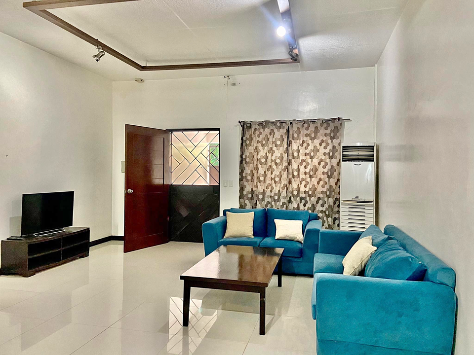 2 Beds 2 Baths Townhouse