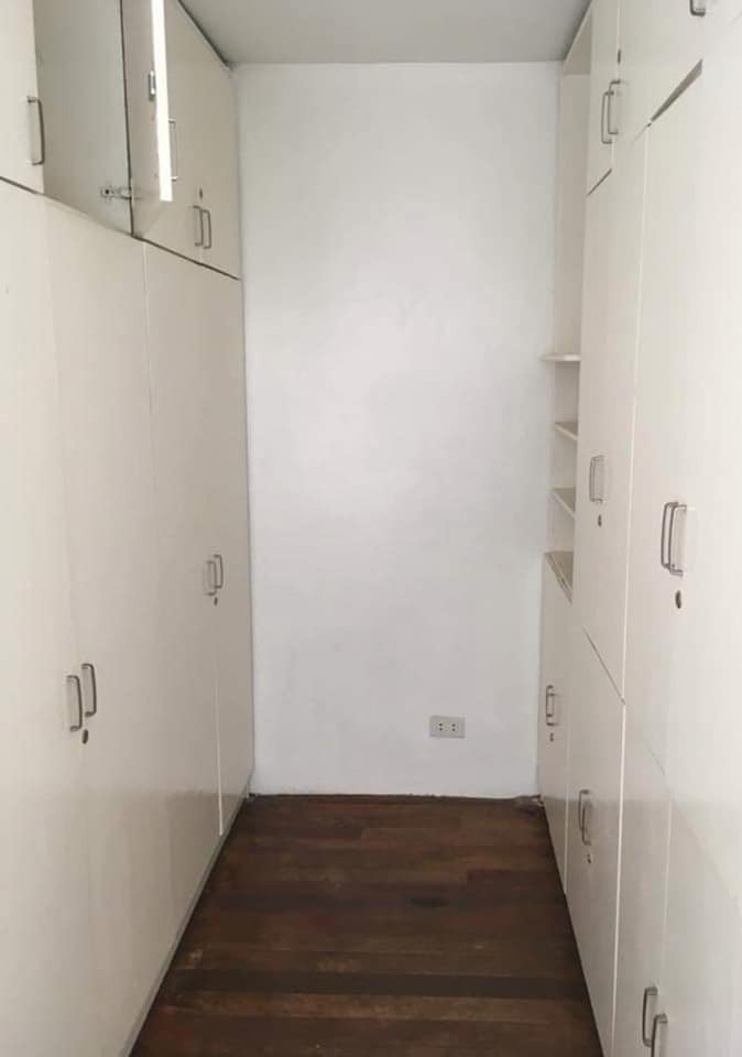 Gallery 4