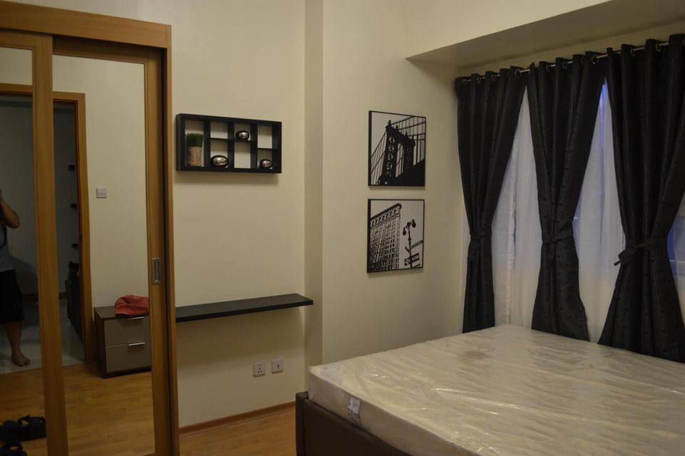 Gallery 2
