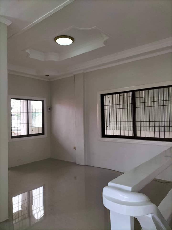 Gallery 4