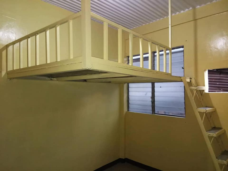 Room for rent with loft bed