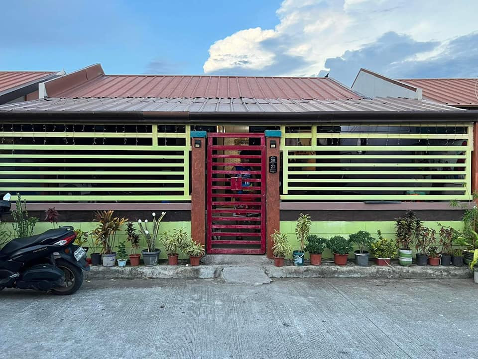 HOUSE FOR RENT