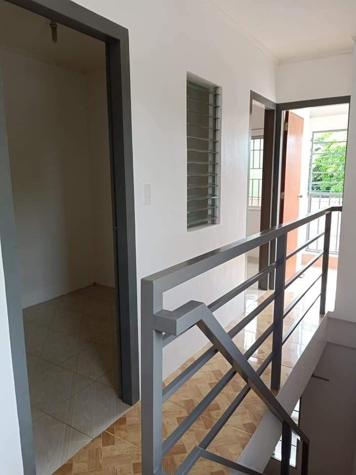 Gallery 4