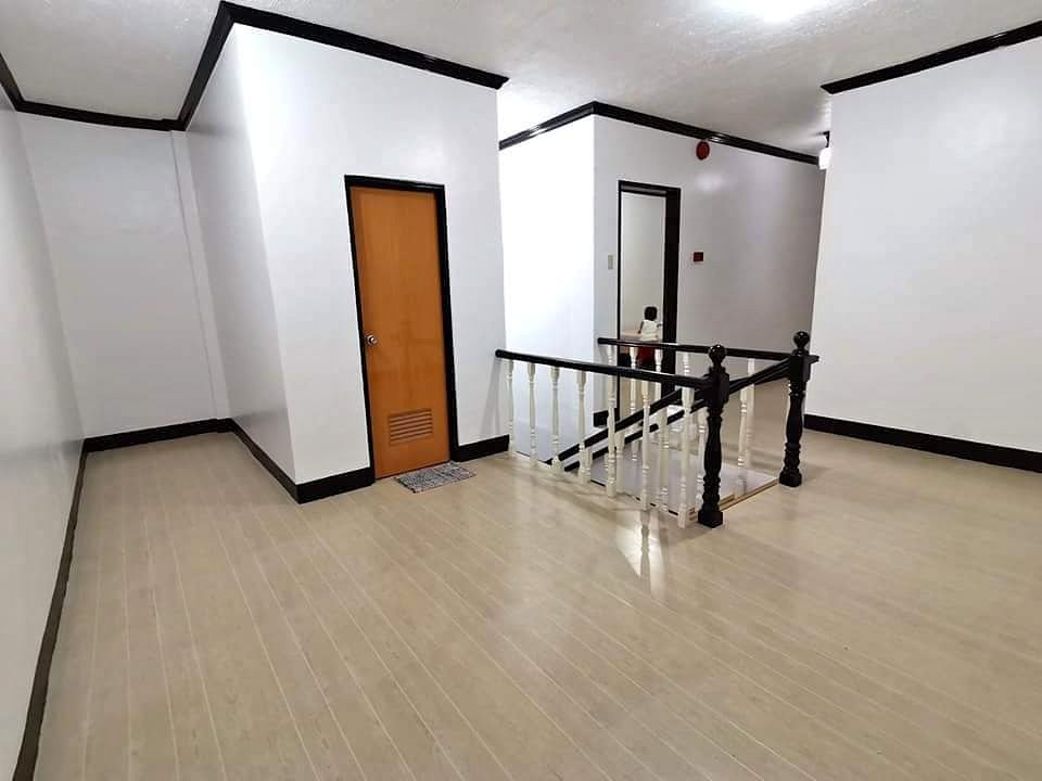 Gallery 3